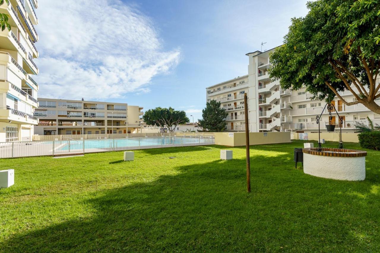 טורמולינוס Malagasuite Carihuela Seaviews מראה חיצוני תמונה