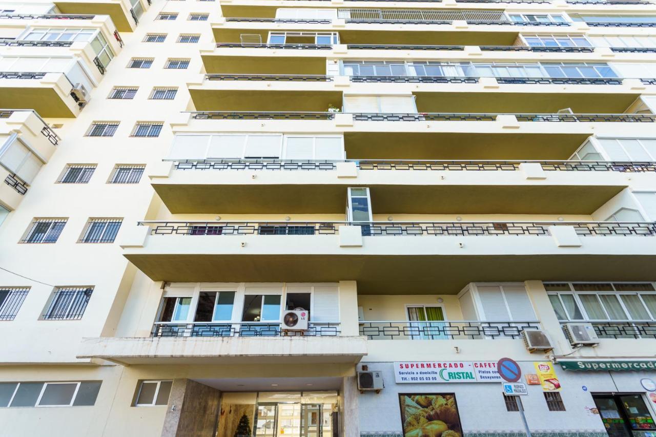 טורמולינוס Malagasuite Carihuela Seaviews מראה חיצוני תמונה